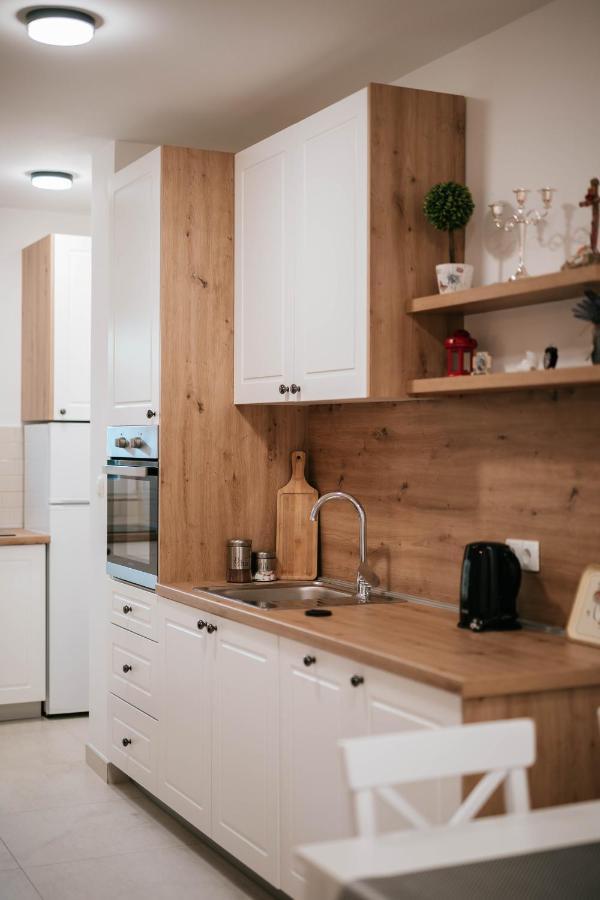 Bell Tower Apartment Мостар Екстер'єр фото