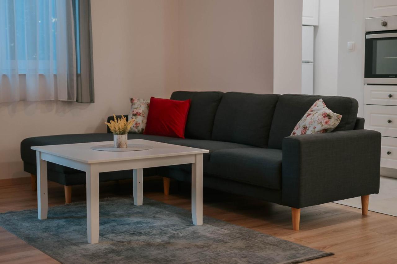 Bell Tower Apartment Мостар Екстер'єр фото